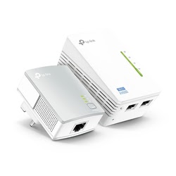 Grosbill Adaptateur CPL TP-Link Powerline Wi-Fi Booster 2 LAN KIT (TL-WPA4220KIT) 