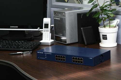 ProSAFE Jr 16-Port Gigabit Unmanaged - Achat / Vente sur grosbill-pro.com - 4