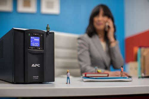 APC Smart-UPS C 1000VA - Achat / Vente sur grosbill-pro.com - 7